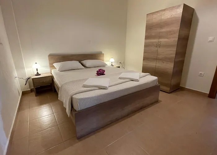 Ammouliani Apartments *