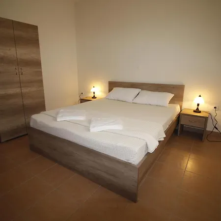 Ammouliani Apartments *